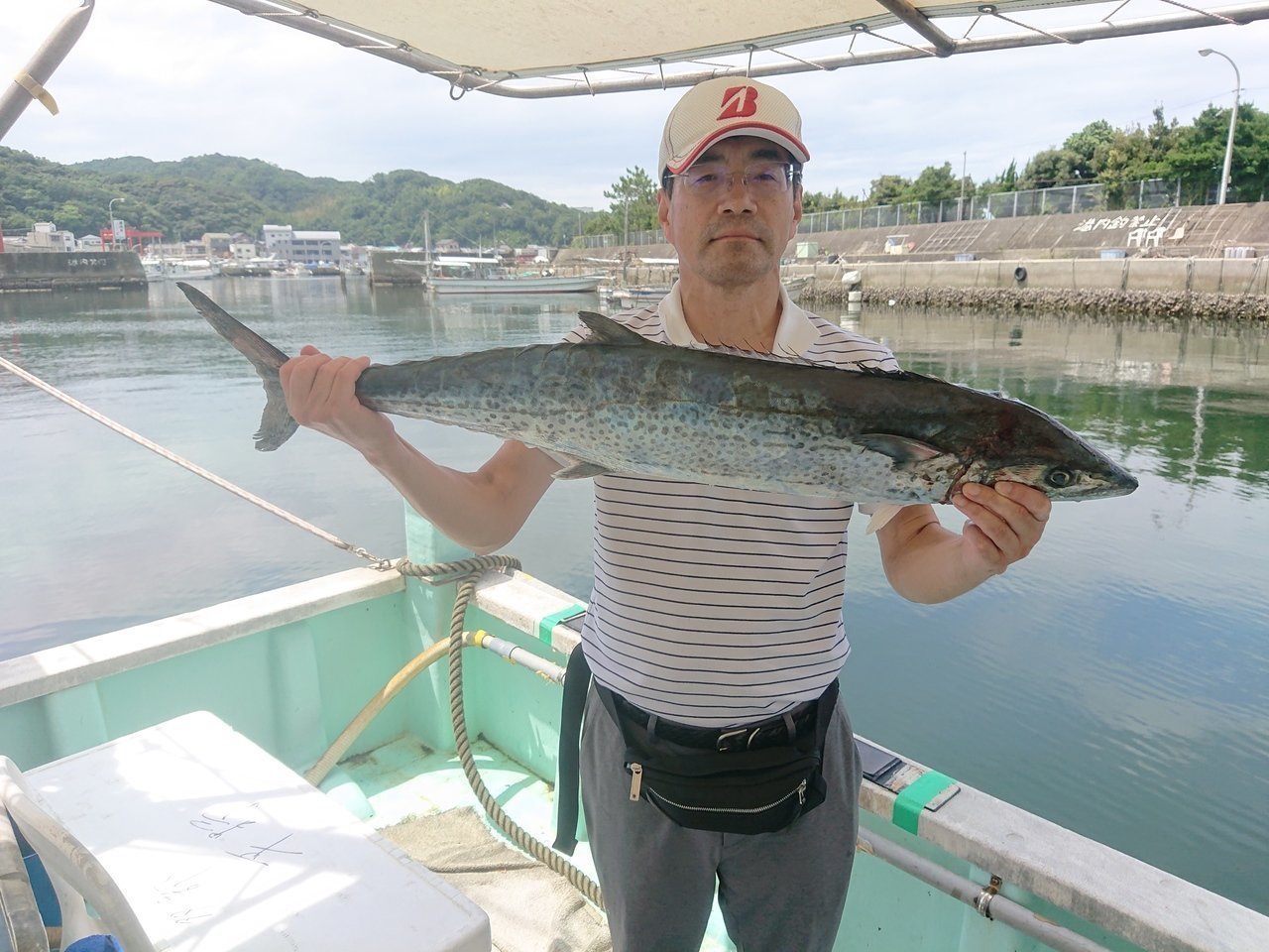 多部丸 公式サイト 和歌山市加太港の釣り船