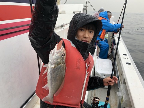 イシモチ 86匹 の釣果 19年3月26日 金沢八景 黒川丸 神奈川 金沢八景平潟 釣り船予約 釣割