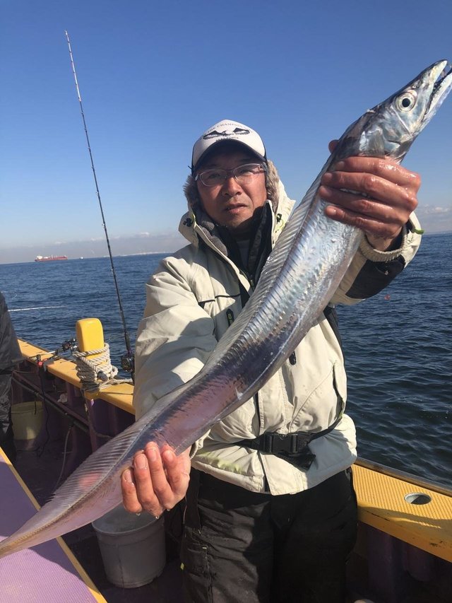 タチウオ110cm 18匹 の釣果 年2月10日 つり幸 神奈川 釣割