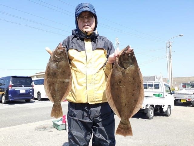 ヒラメ63cm 4匹 の釣果 年2月21日 三幸丸 三重 石鏡漁港 釣り船予約 釣割