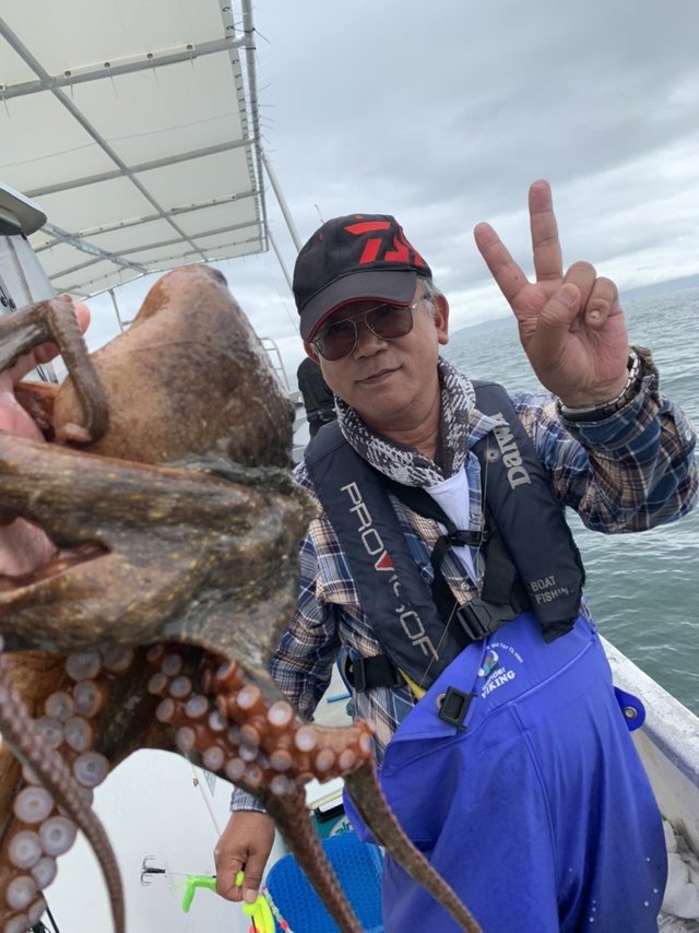 タコ2 00kg 34匹 の釣果 年7月9日 釣り船 福三郎 兵庫 明石浦漁港 釣り船予約 釣割