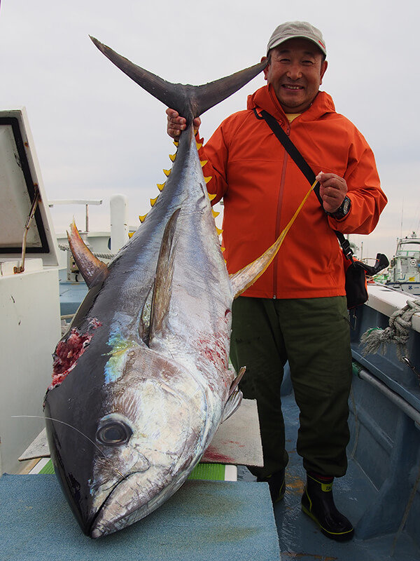 キハダ58 70kg 1匹 の釣果 年10月28日 一俊丸 神奈川 茅ヶ崎港 釣割