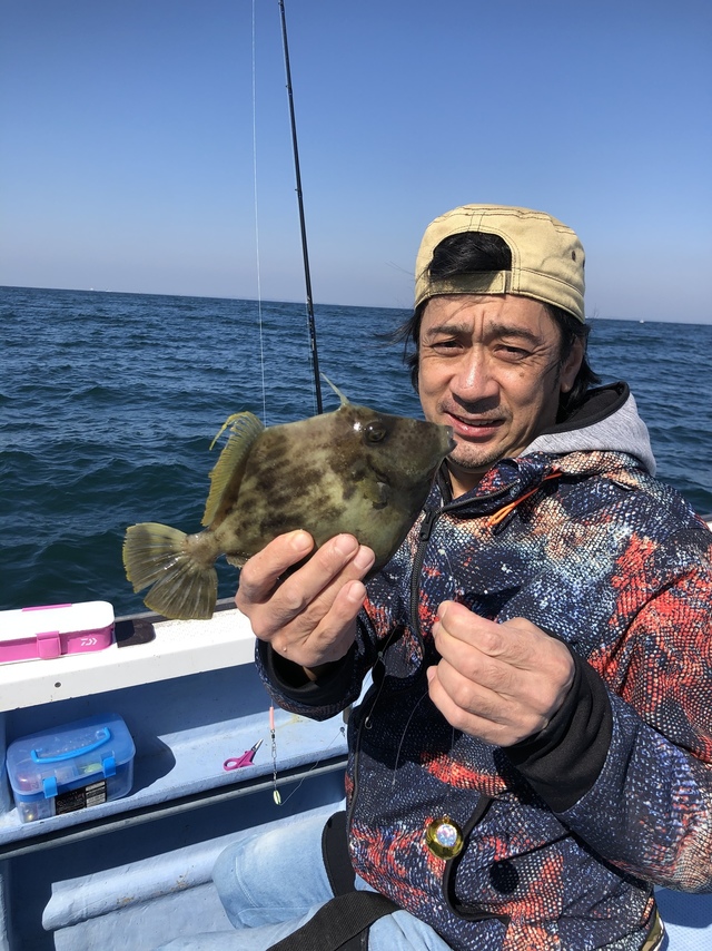 カワハギ26cm 18匹 の釣果 年10月29日 早川丸 千葉 洲崎栄ノ浦港 船釣り予約 キャスティング船釣り予約