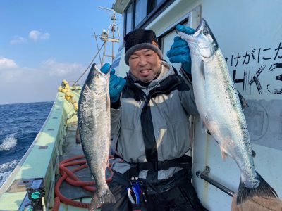 サクラマス の釣果 21年1月21日 フィッシュランド星が浦 北海道 釧路西港 釣割