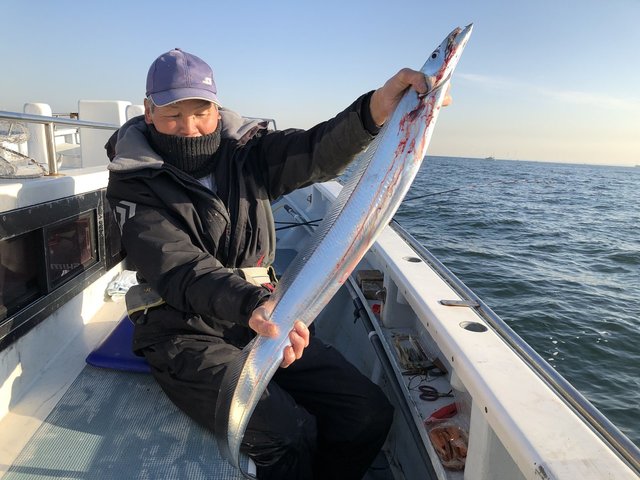 タチウオ118cm 11匹 の釣果 21年2月7日 米元釣船店 神奈川 金沢八景平潟 船釣り予約 キャスティング船釣り予約