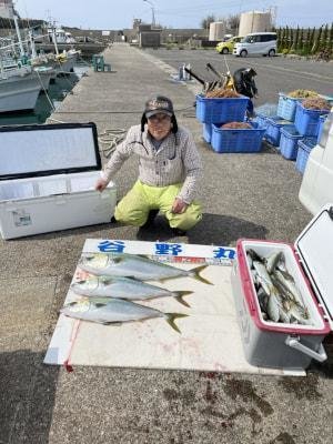メジロ の釣果 21年3月9日 谷野丸 和歌山 南塩屋漁港 釣割