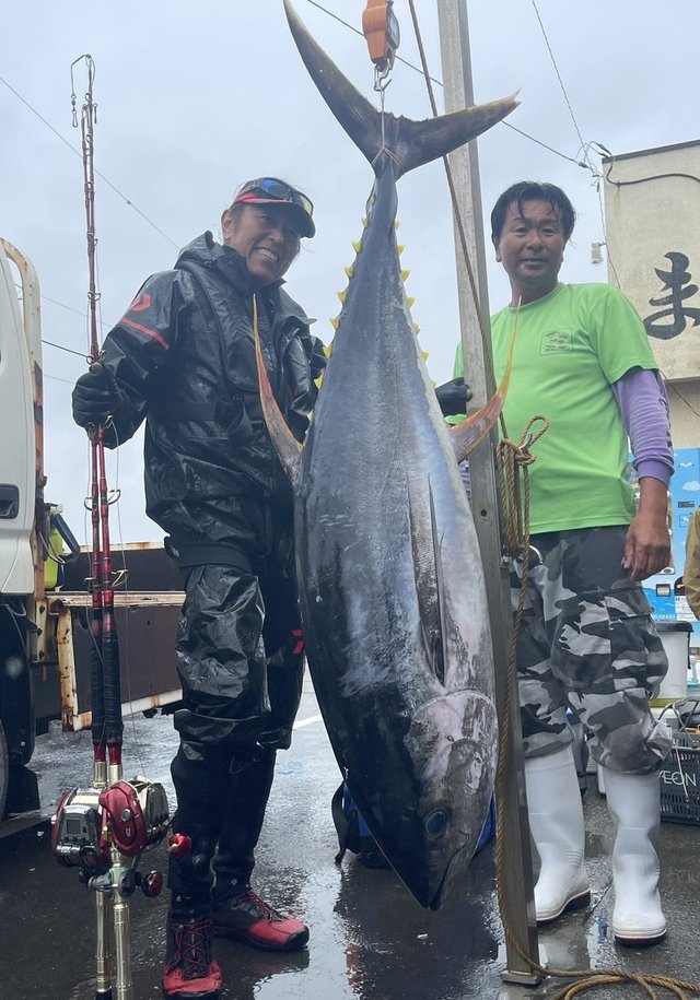 キハダマグロ56.90kg！1匹！の釣果｜2021年9月9日｜ちがさき丸（神奈川