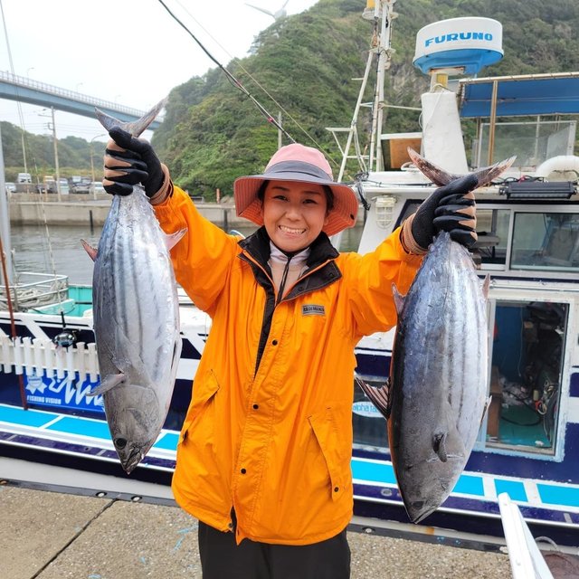 カツオ4 00kg の釣果 21年9月12日 二宮丸 神奈川 宮川港 船釣り予約 キャスティング船釣り予約