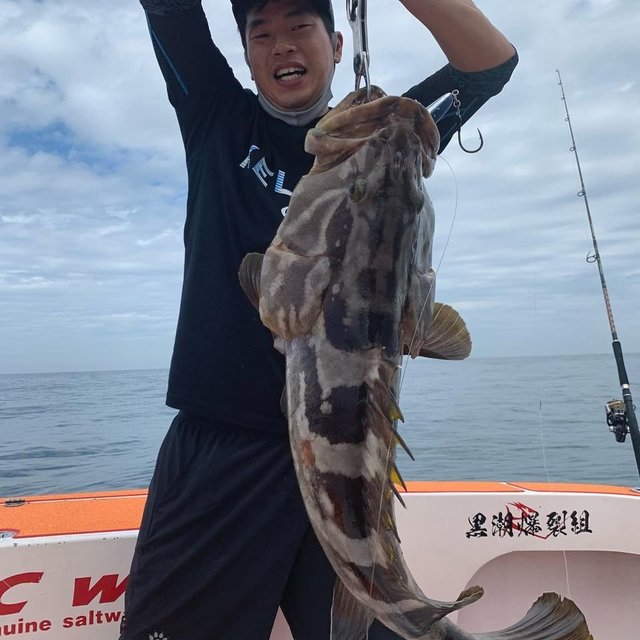 クエ の釣果 21年9月28日 第八健栄丸 福岡 釣割