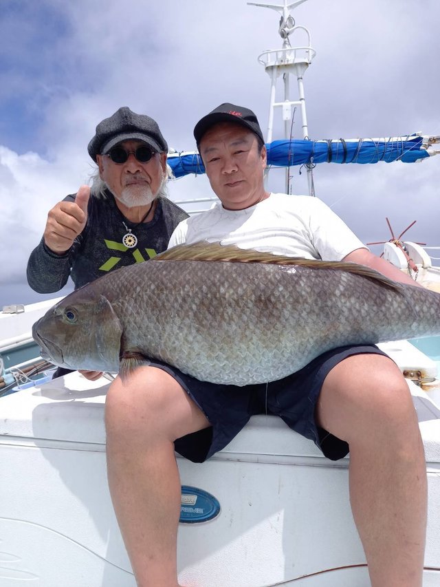 カンパチ の釣果 22年4月14日 第八紀丸 沖縄 石垣漁港 船釣り予約 キャスティング船釣り予約 カンパチ の釣果 22年4月14日 第八紀丸 沖縄 石垣漁港 船釣り予約 キャスティング船釣り予約