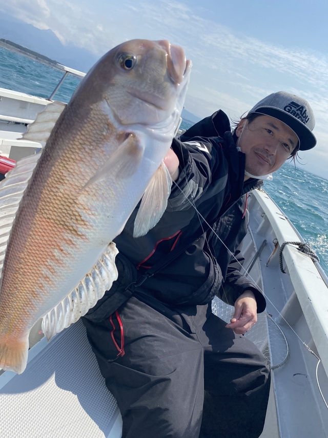 海渡 公式サイト 富士市前田田子の浦港の釣り船