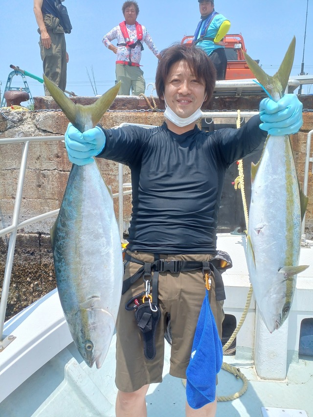 ヒラマサ2.50kg！2匹！の釣果｜2022年6月19日｜BLUE DRAGON（茨城/大洗