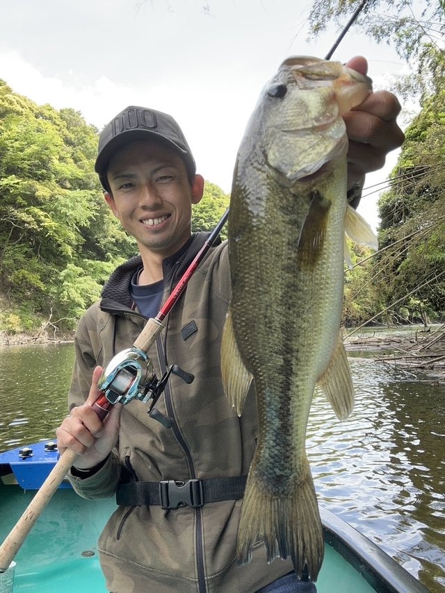 バス釣り JACKALLを代表するジグ番長：馬場拓也とジグストの意外な関係 - FRESH