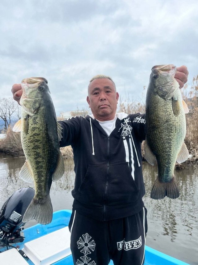 ブラックバス65cm！！の釣果｜2024年2月18日｜ひさの屋（滋賀/）｜釣割