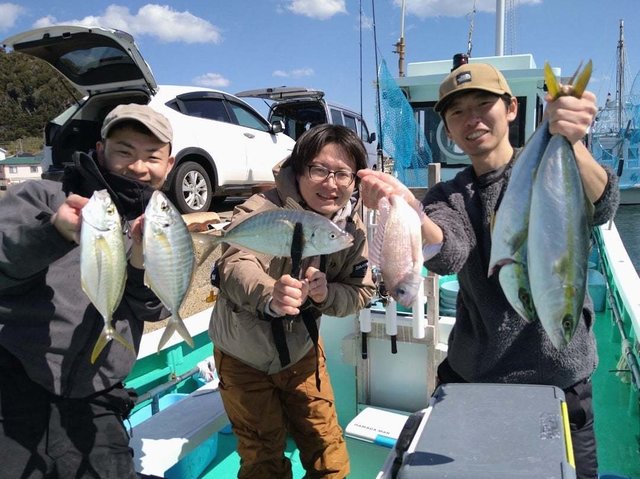マダイ・シマアジ・イナダ(ブリ)