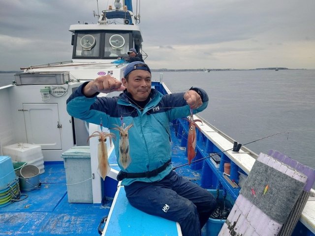 マルイカ(ケンサキイカ)