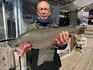 つりトップブラックバススペシャルBB'97 ブラックバス59cm！1匹！の釣果｜2024年4月10日｜芦ノ湖フィッシング
