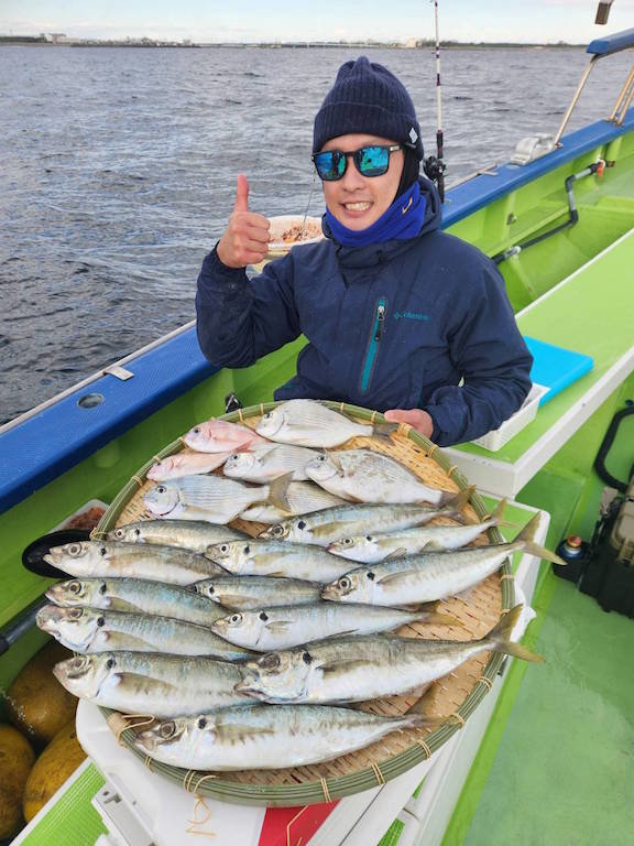 ハナダイ(チダイ)・アジ(マアジ)・カイワリ