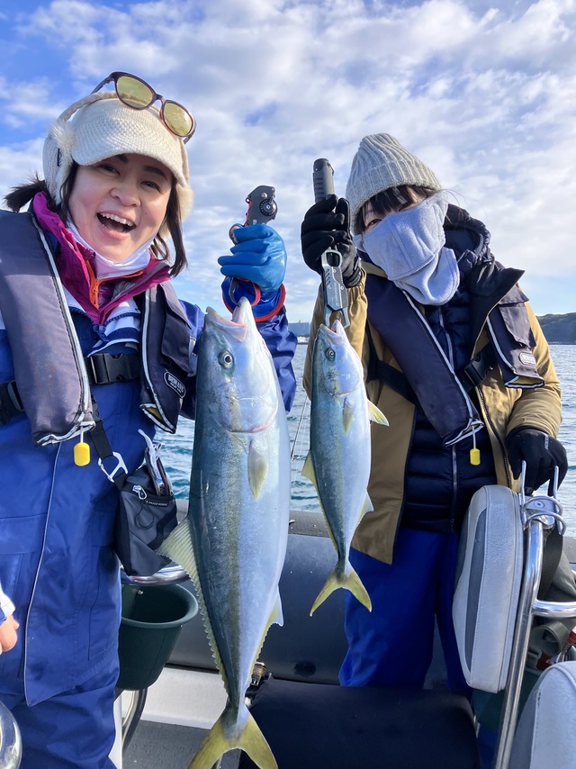 イナダ(ブリ)・ワラサ(ブリ)