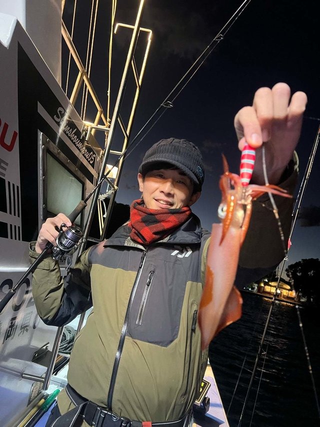 マルイカ(ケンサキイカ)