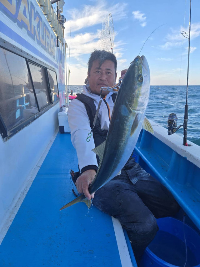 イナワラ(ブリ)