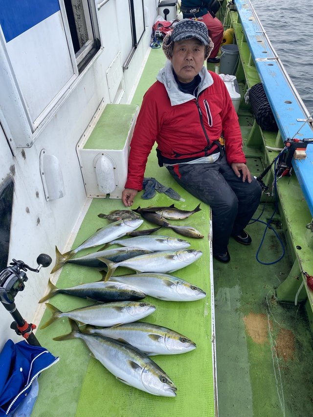 イナダ(ブリ)・イサキ・カワハギ