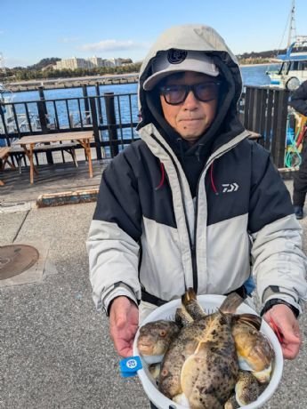 アカメフグ・コモンフグ・ショウサイフグ