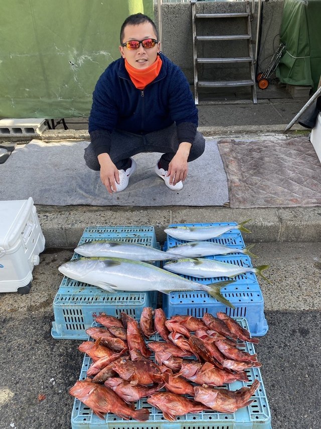 ブリ・ハマチ(ブリ)・メジロ(ブリ)・ガシラ(カサゴ)