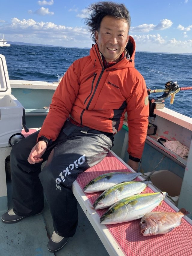 マダイ・イナダ(ブリ)