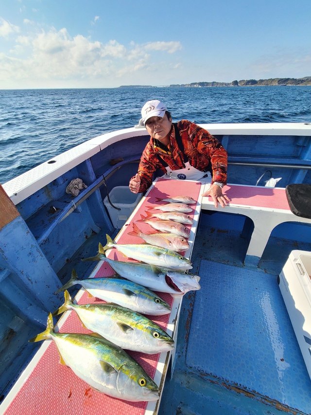 マダイ・イナダ(ブリ)