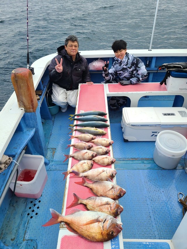 マダイ・イナダ(ブリ)