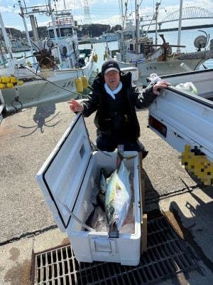 マダイ・ヘダイ・マアジ・ブリ・イサギ(イサキ)