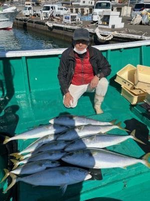 ブリ・ツバス(ブリ)・メジロ(ブリ)