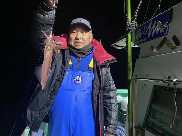 マルイカ(ケンサキイカ)