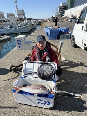 マダイ・マアジ