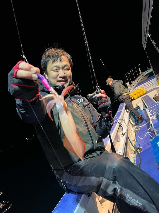 マルイカ(ケンサキイカ)