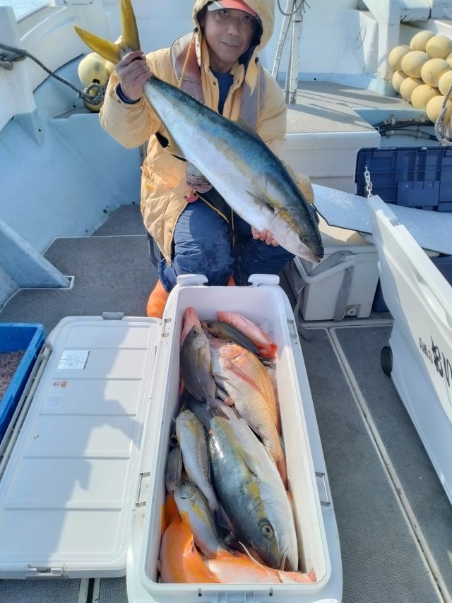 マダイ・アカイサキ・ヒラマサ・イサキ