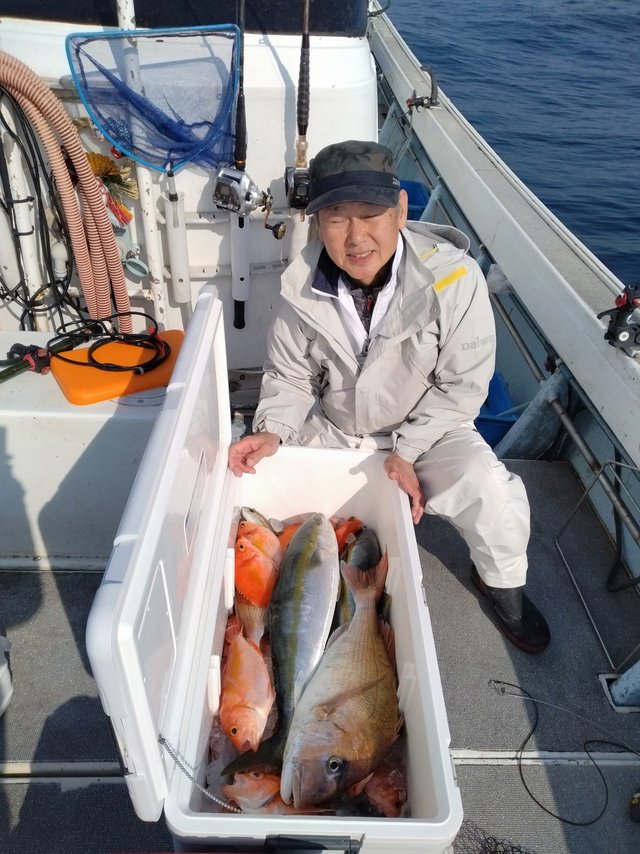 マダイ・アカイサキ・ヤズ(ブリ)