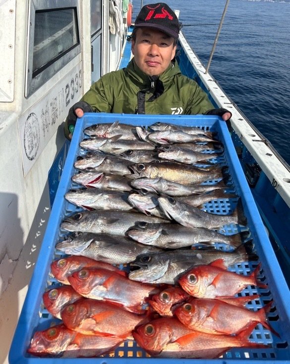 クロムツ・メダイ・キンメダイ・シロムツ(オオメハタ)