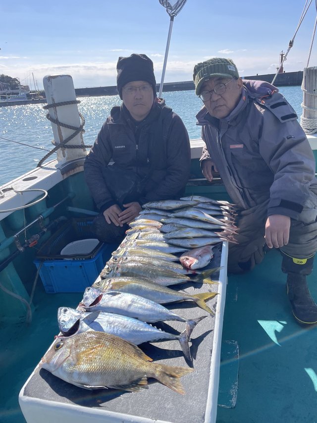 マアジ・メイチダイ・ヤイトガツオ(スマ)