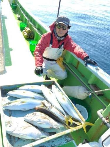 マダイ・イナダ(ブリ)