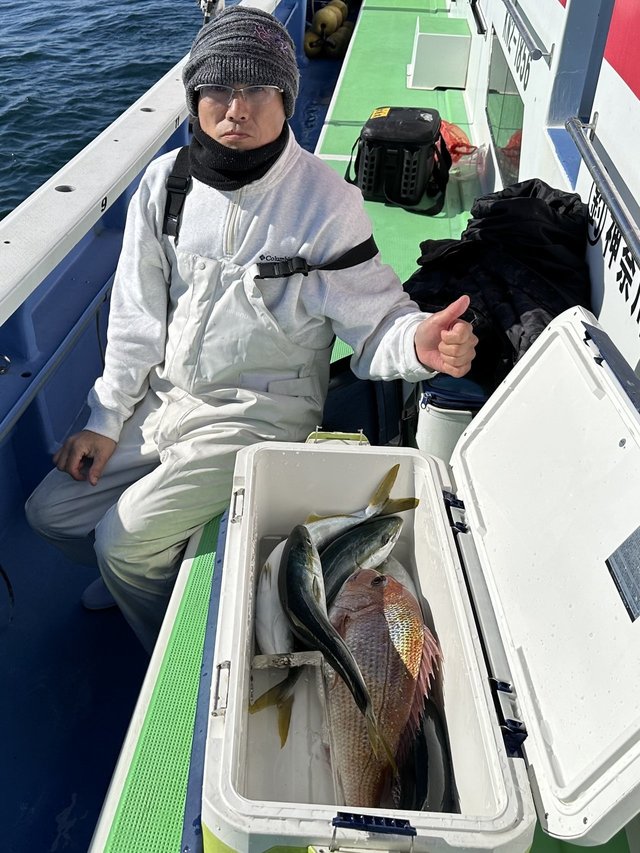 マダイ・イナダ(ブリ)