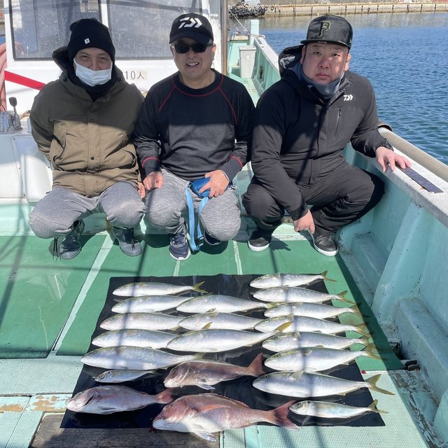 マダイ・ハマチ(ブリ)