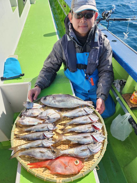 クロムツ・メダイ・キンメ(キンメダイ)・シロムツ(オオメハタ)