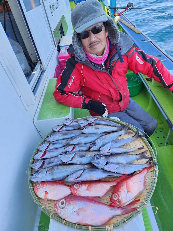 クロムツ・キンメ(キンメダイ)・シロムツ(オオメハタ)