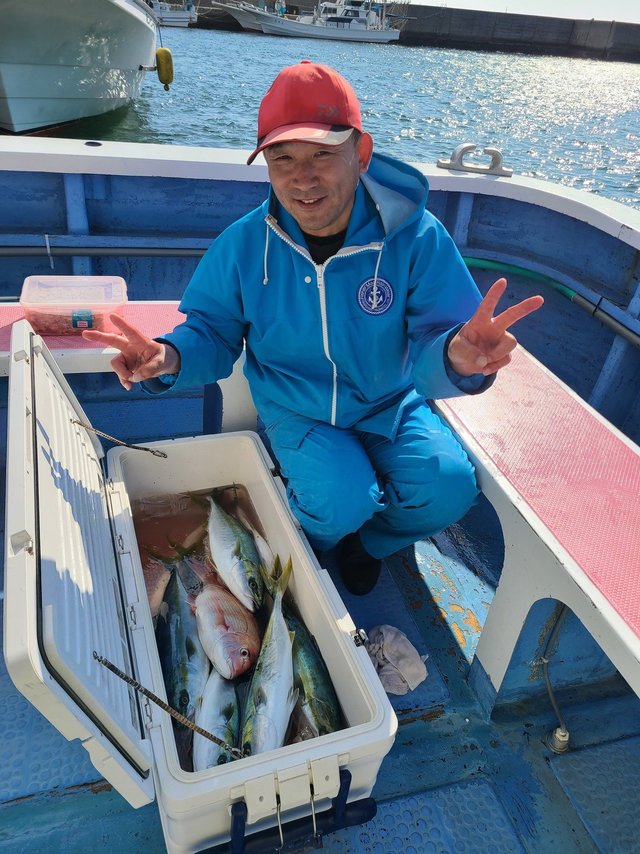 マダイ・イナダ(ブリ)