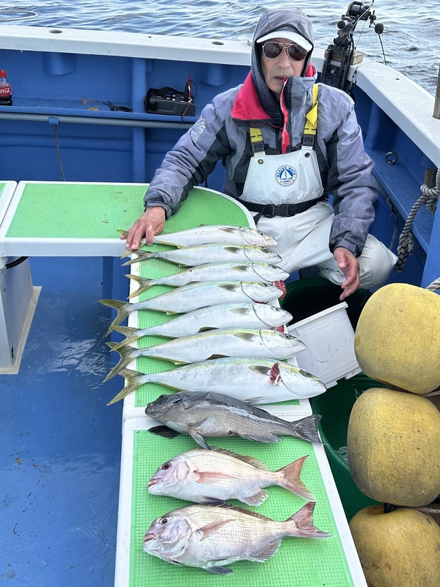 マダイ・イナダ(ブリ)