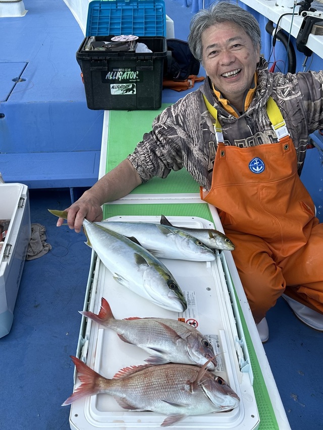 マダイ・イナダ(ブリ)