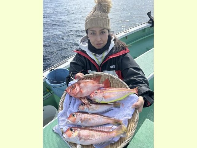 アマダイ(アカアマダイ)・イトヨリ(イトヨリダイ)・キントキ(チカメキントキ)