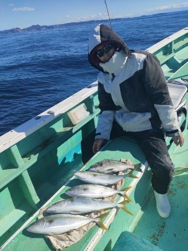 クロダイ・イナダ(ブリ)